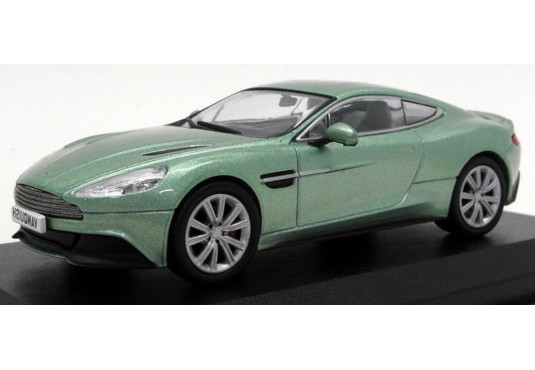 1/43 ASTON MARTIN Vanquish