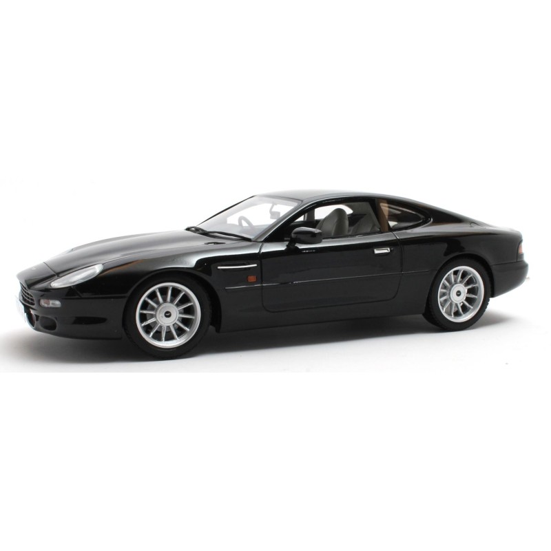 1/18 ASTON MARTIN DB7 1993 - 1999