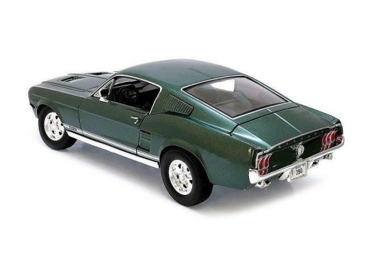 1/18 FORD Mustang Fastback 1967 FORD