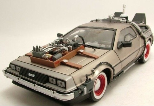 1/18 DE LOREAN "Retour Vers le Futur III" DE LOREAN