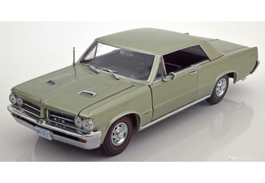 1/18 PONTIAC GTO 1964 PONTIAC