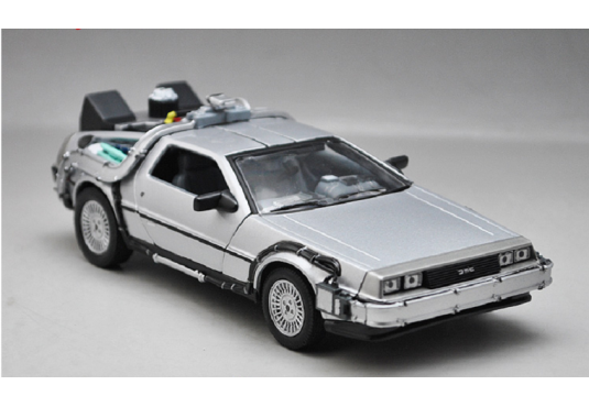 1/24 DE LOREAN "Retour Vers le Futur" I DE LOREAN