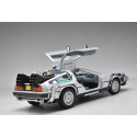 1/24 DE LOREAN "Retour Vers le Futur" I DE LOREAN