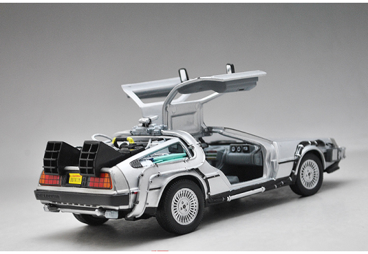 1/24 DE LOREAN "Retour Vers le Futur" I DE LOREAN