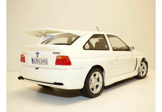 1/18 FORD Escort Cosworth 1982 FORD
