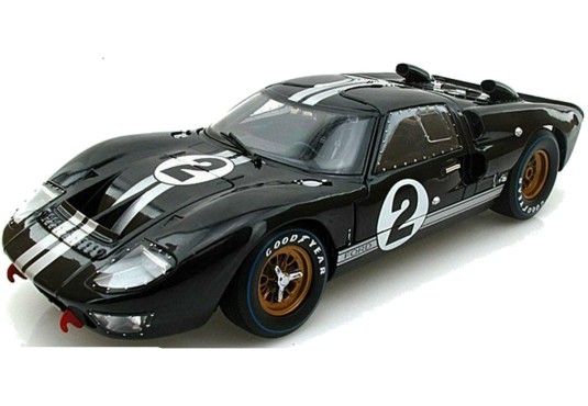 1/18 FORD GT 40 MK II N°2 24 Heures du Mans 1966 FORD