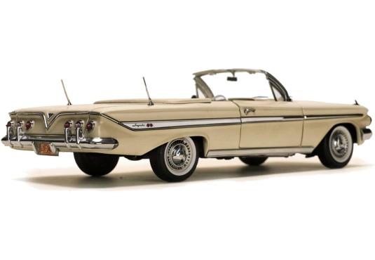 1/18 CHEVROLET Impala Cabriolet 1961 CHEVROLET