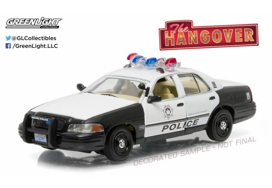 1/43 FORD Crown Victoria Police Interceptor "The Hangover" 2000 FORD