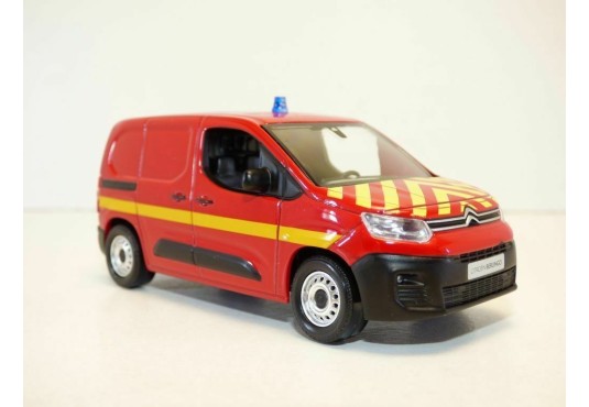 1/43 CITROEN Berlingo Van Pompiers 2018 CITROEN