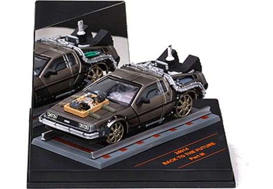 1/43 DE LOREAN "Retour Vers le Futur III" DE LOREAN