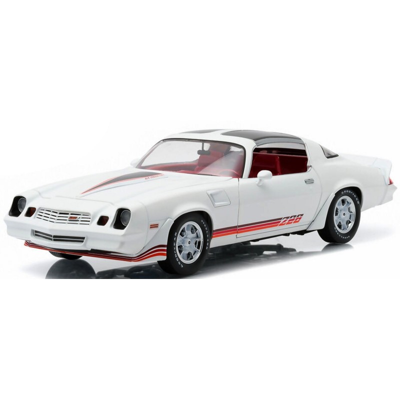 1/18 CHEVROLET Camaro Z28 1981 CHEVROLET