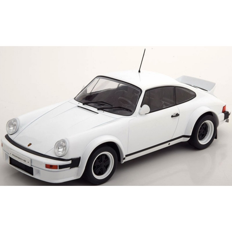 1/18 PORSCHE 911 Race Version 1982 PORSCHE