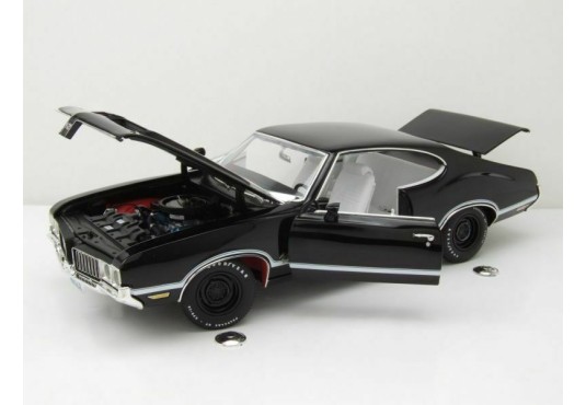 1/18 OLDSMOBILE 442 W-30 1970 OLDSMOBILE