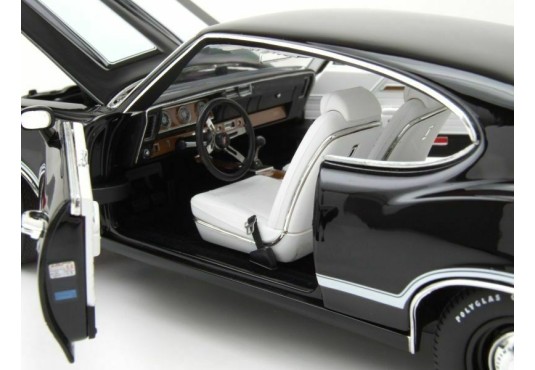 1/18 OLDSMOBILE 442 W-30 1970 OLDSMOBILE