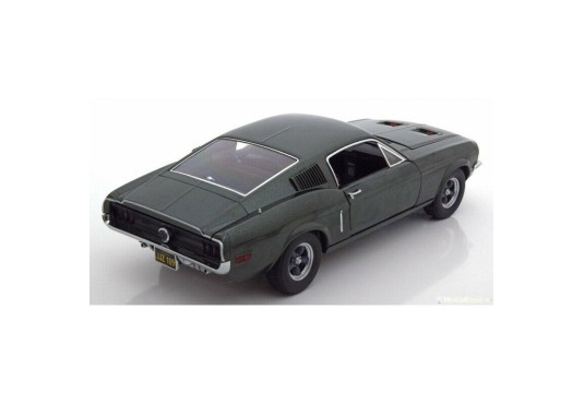 1/18 FORD Mustang "BULLITT" + Steve Mc Queen FORD