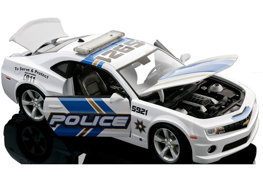 1/18 CHEVROLET CAMARO SS RS Police 2010 CHEVROLET